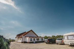 Отель Casa Dan & Lili  Сура Мича